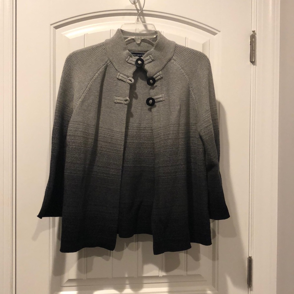 Beautiful Sweater LIKE NEW!